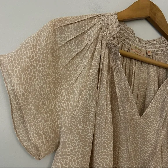 Rungolee Louise 100% Silk V-Neck Blouse in Sand Tortoise - Picture 3 of 5